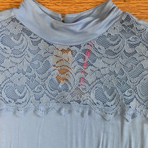 Candie’s Lace Top Shirt Juniors Large Blue Mock Neck Tee Button Closure NWOT - Picture 5 of 9